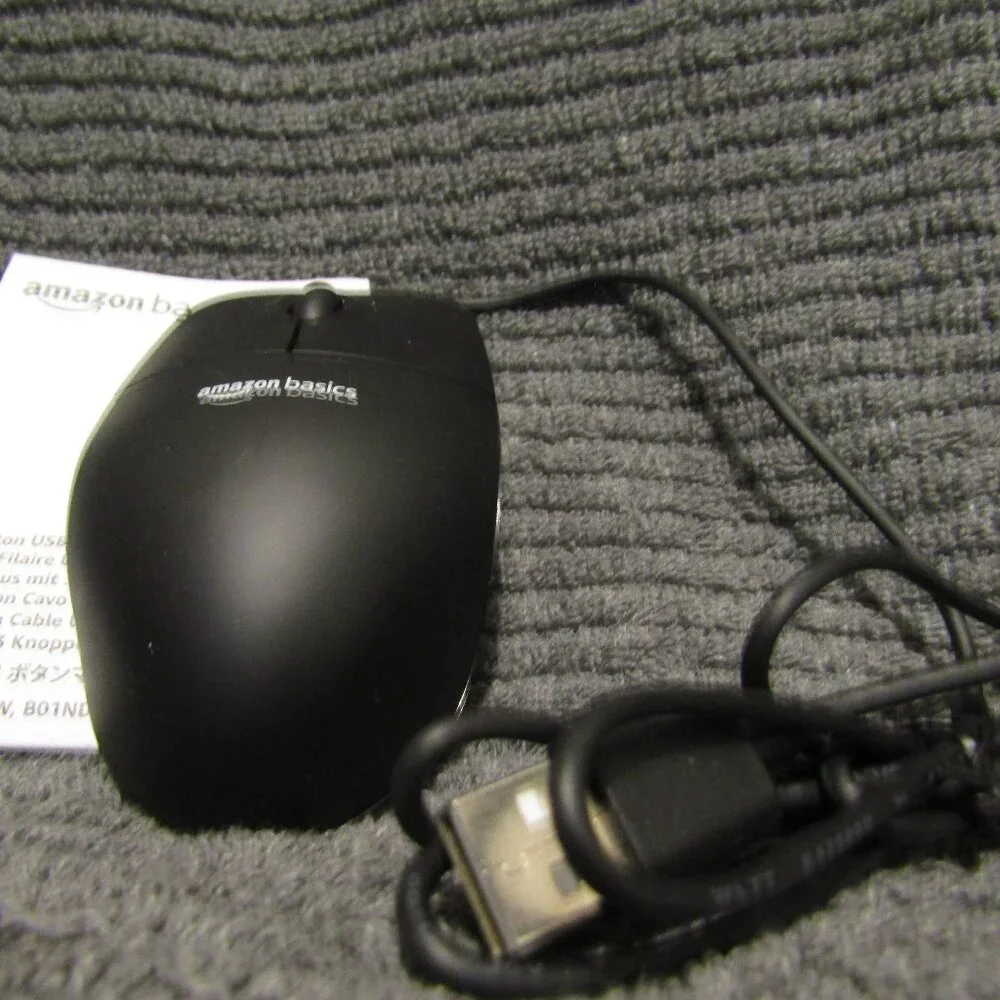 amazon basics 3 - button usb wired computer mouse - Picture 1 of 6